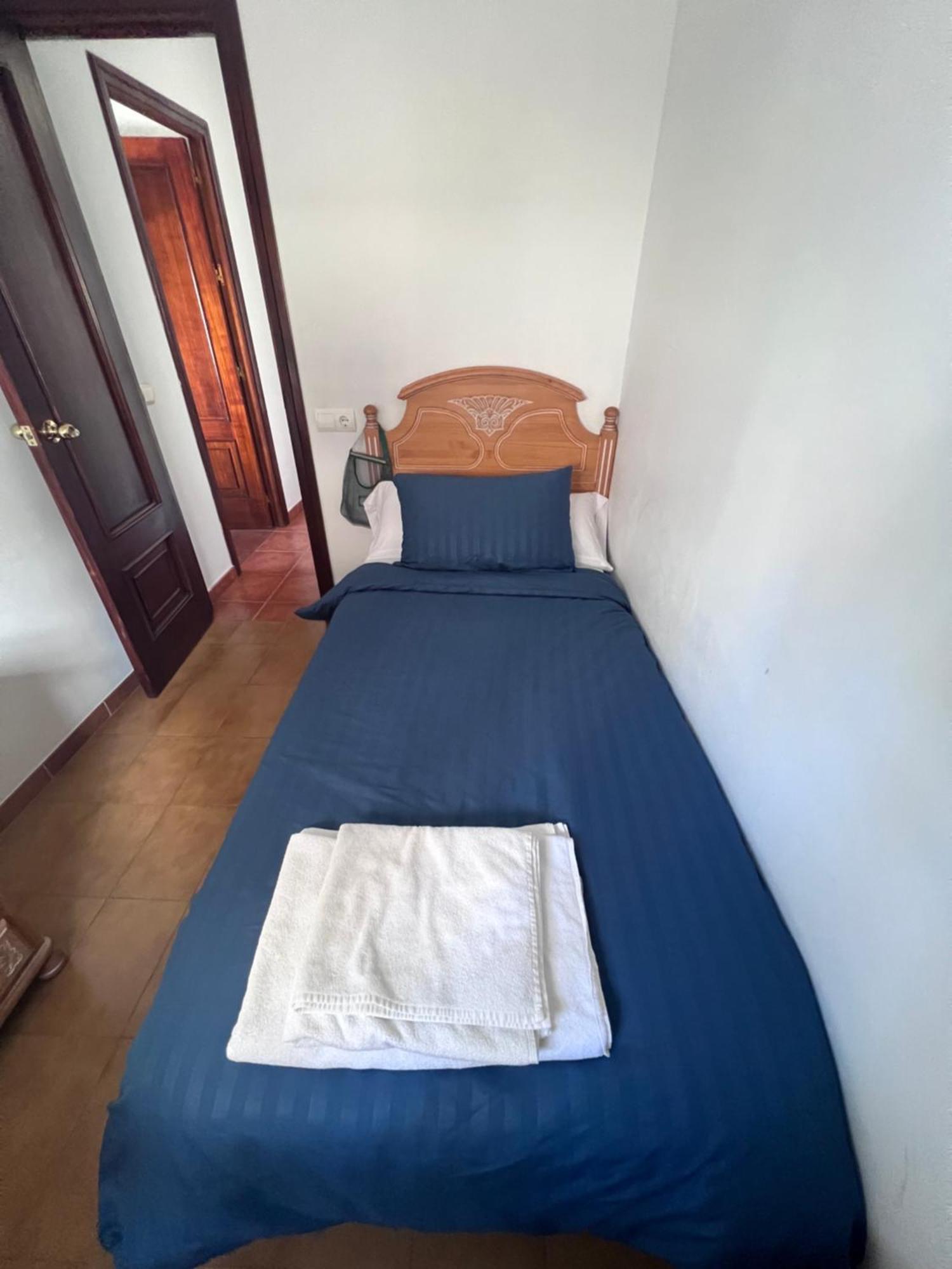Single In Shared Homestay *